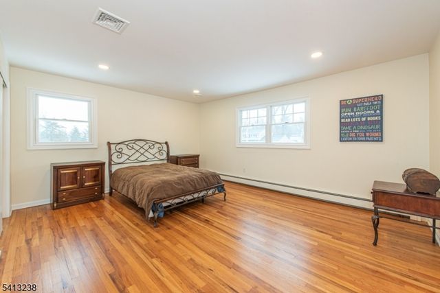 5 Pin Oak Rd, West Caldwell Twp., NJ 07006