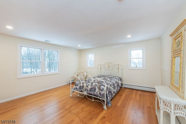 5 Pin Oak Rd, West Caldwell Twp., NJ 07006