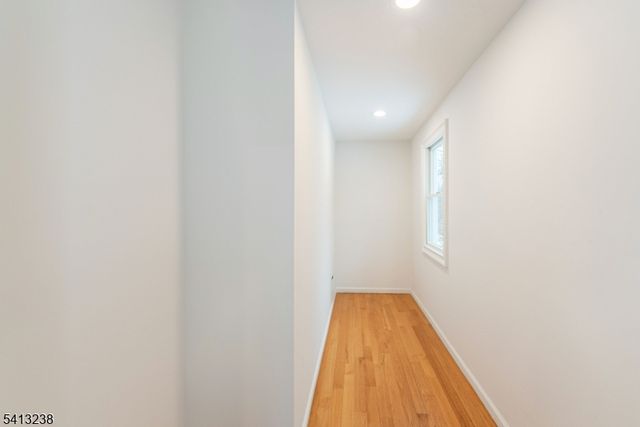 5 Pin Oak Rd, West Caldwell Twp., NJ 07006