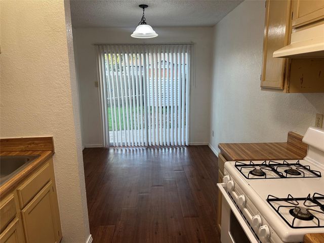 16303 Edgemere DR, Pflugerville, TX 78660