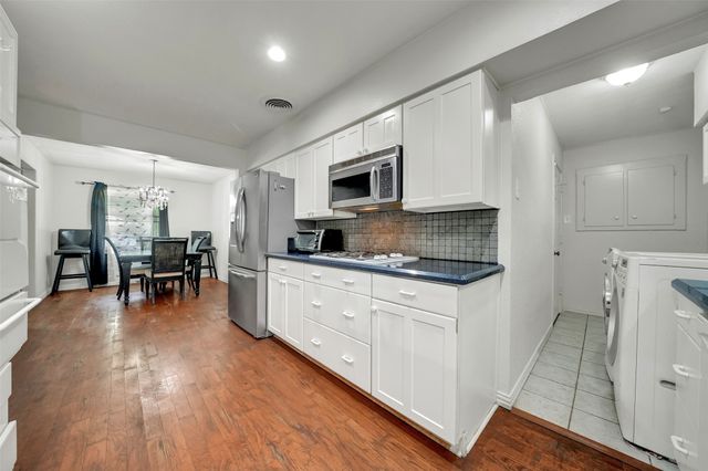 617 Ranier Circle, Garland, TX 75041
