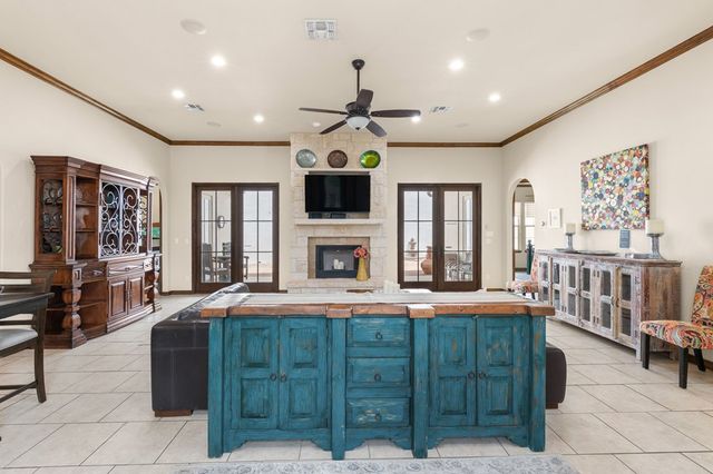 3801-1 E Club House Rd, Kerrville, TX 78028