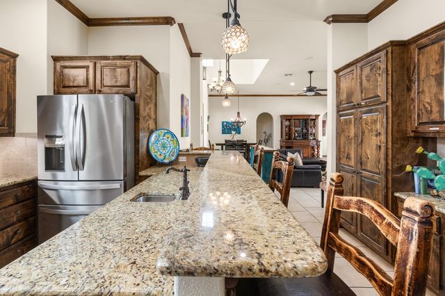 3801-1 E Club House Rd, Kerrville, TX 78028