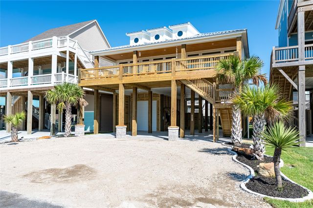 2631 Holiday, Crystal Beach, TX 77650
