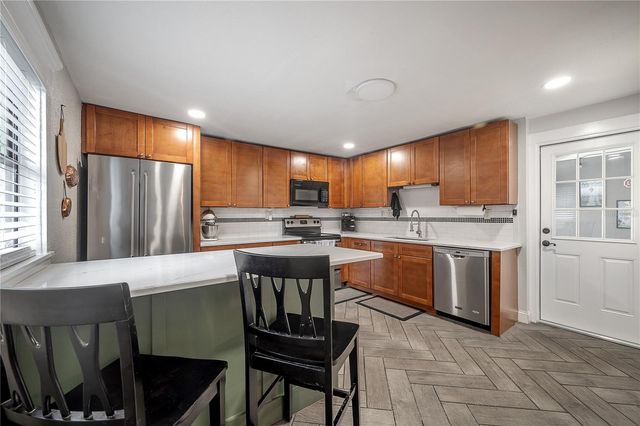 3810 N TAMPA STREET, Tampa, FL 33603