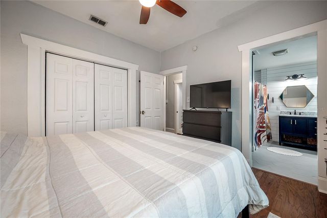 3810 N TAMPA STREET, Tampa, FL 33603