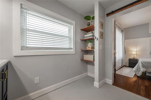 3810 N TAMPA STREET, Tampa, FL 33603