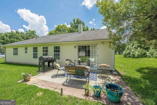 967 Garden Woods Court, Loganville, GA 30052