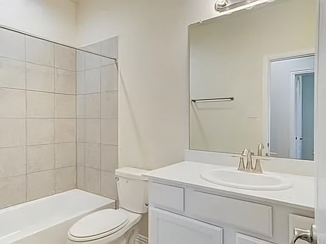 30031 Willow Cove Lane, Brookshire, TX 77423