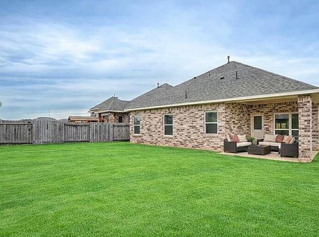 30031 Willow Cove Lane, Brookshire, TX 77423