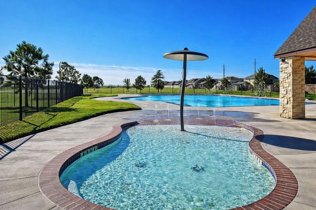 30031 Willow Cove Lane, Brookshire, TX 77423