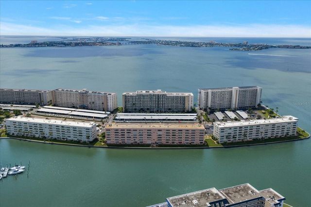 6025 SHORE BOULEVARD S 107, Gulfport, FL 33707