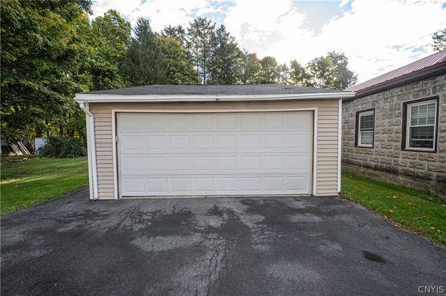 17 Division Street, Van Buren, NY 13027