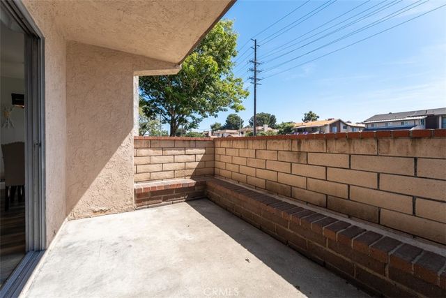 700 W La Veta A1, Orange, CA 92868
