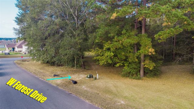 5 W Forest Drive, Huntsville, TX 77340