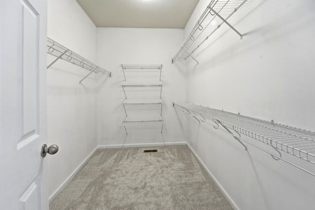 3905 DEERFOOT WAY, Columbia, MO 65203