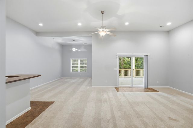 3905 DEERFOOT WAY, Columbia, MO 65203