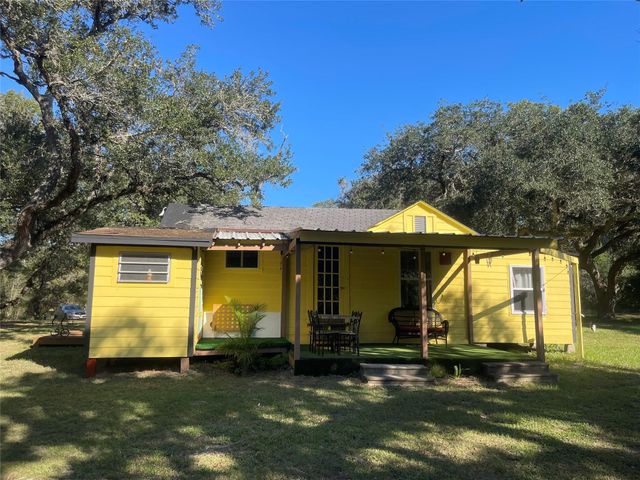 341 Cr 355, Elmaton, TX 77440