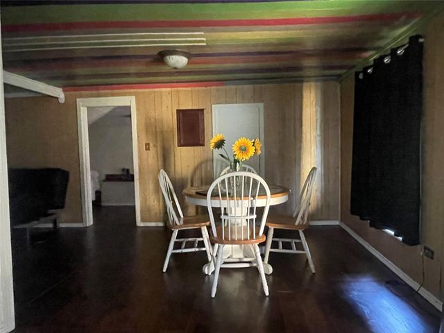 341 Cr 355, Elmaton, TX 77440