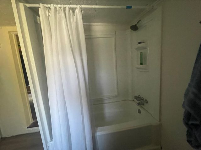 341 Cr 355, Elmaton, TX 77440