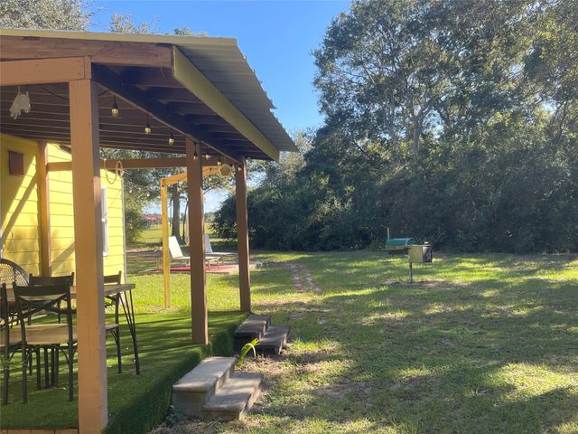 341 Cr 355, Elmaton, TX 77440