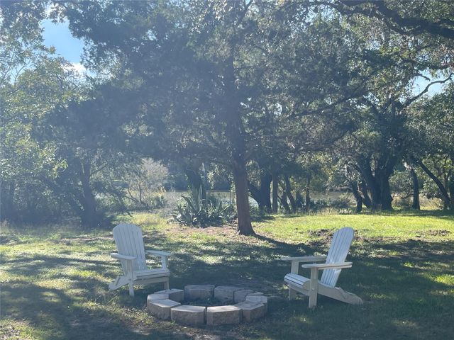 341 Cr 355, Elmaton, TX 77440