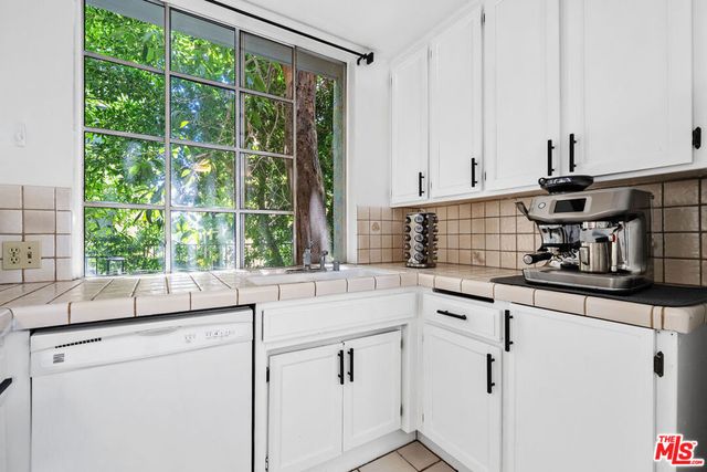 1375 Kelton Avenue 104, Los Angeles, CA 90024