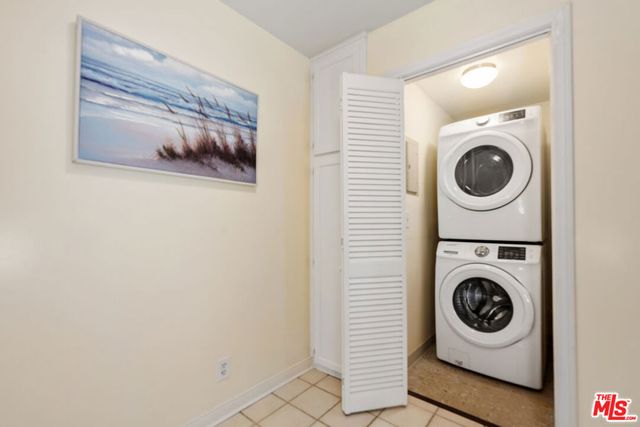 1375 Kelton Avenue 104, Los Angeles, CA 90024