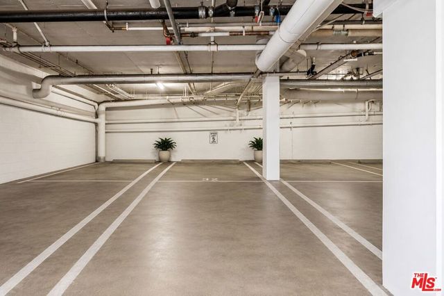 1375 Kelton Avenue 104, Los Angeles, CA 90024
