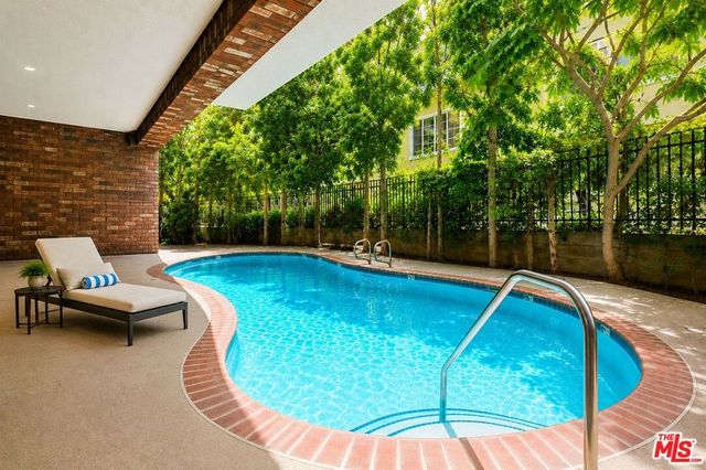 1375 Kelton Avenue 104, Los Angeles, CA 90024