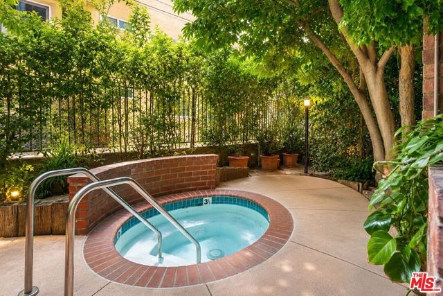 1375 Kelton Avenue 104, Los Angeles, CA 90024