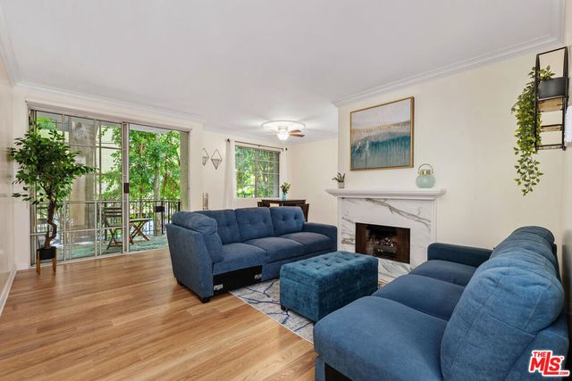 1375 Kelton Avenue 104, Los Angeles, CA 90024
