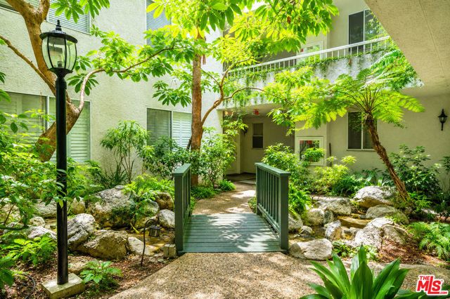 1375 Kelton Avenue 104, Los Angeles, CA 90024