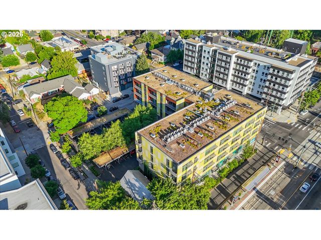 1455 N KILLINGSWORTH St 404, Portland, OR 97217