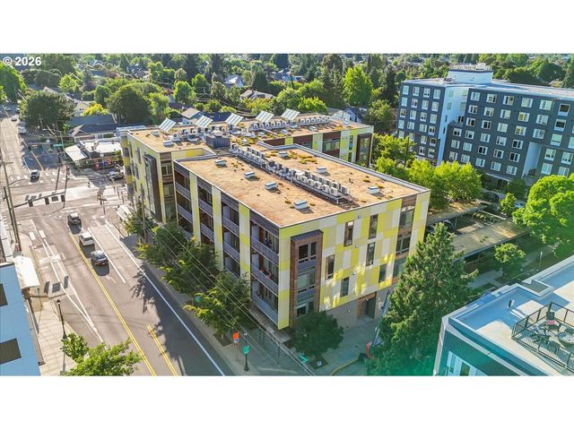 1455 N KILLINGSWORTH St 404, Portland, OR 97217