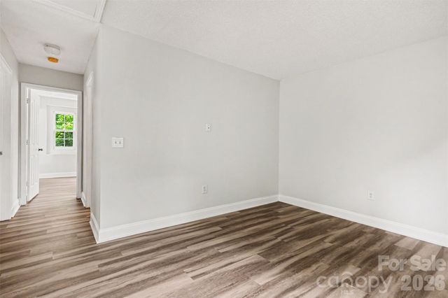 6010 Raisin Tree Lane, Charlotte, NC 28215