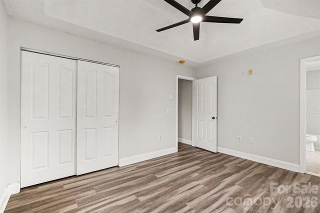 6010 Raisin Tree Lane, Charlotte, NC 28215