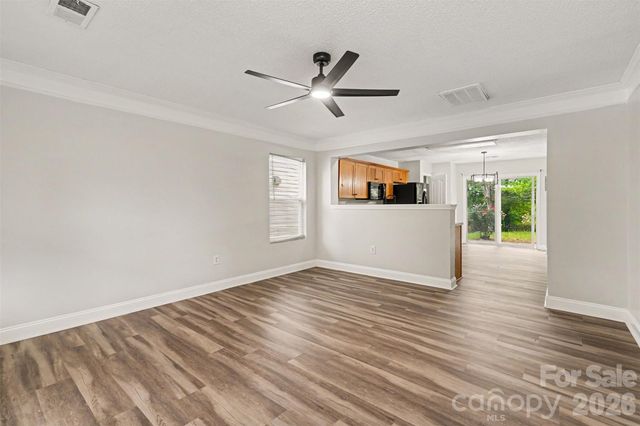 6010 Raisin Tree Lane, Charlotte, NC 28215