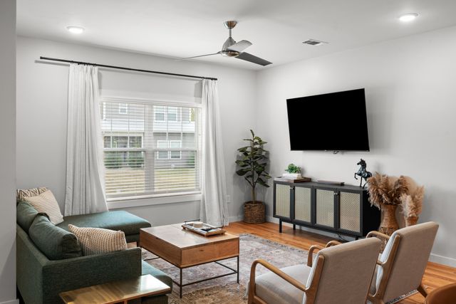 3641 Hydes Ferry Rd, Nashville, TN 37218