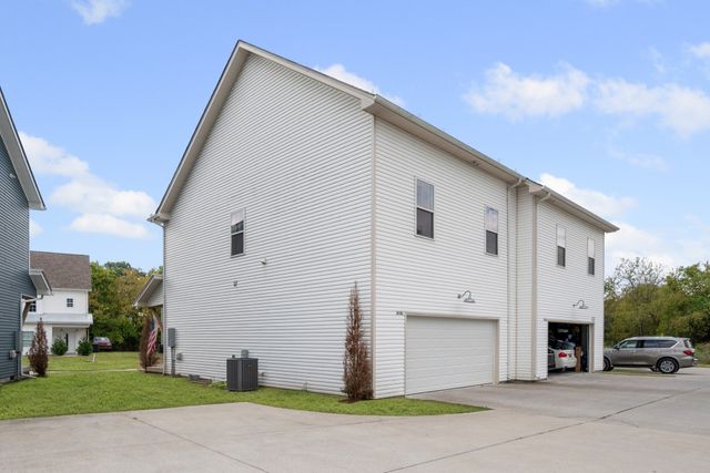 3641 Hydes Ferry Rd, Nashville, TN 37218