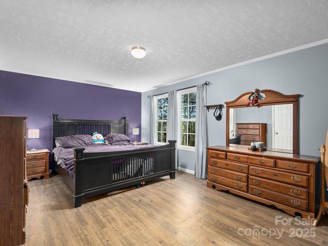 92 Suncrest Drive, Mars Hill, NC 28754