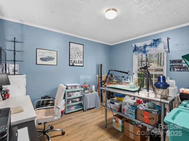 92 Suncrest Drive, Mars Hill, NC 28754