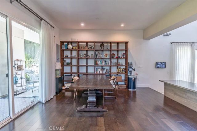 319 Camillo Road, Sierra Madre, CA 91024