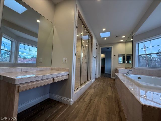 8112 Sapphire Bay Circle, Las Vegas, NV 89128