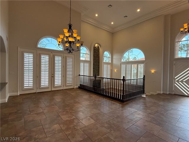 8112 Sapphire Bay Circle, Las Vegas, NV 89128