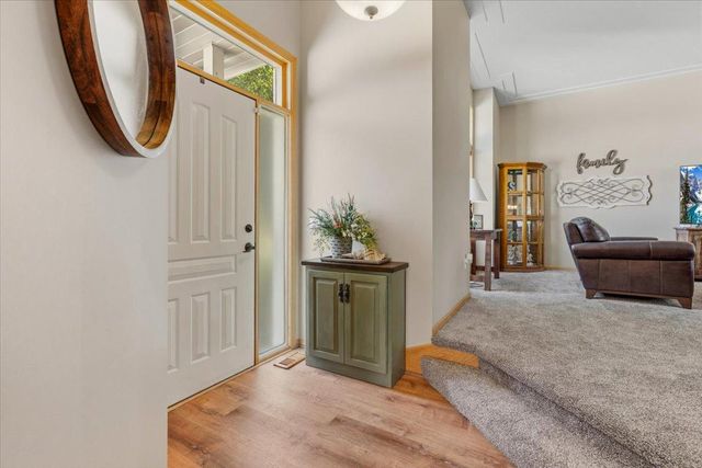 2813 88th Avenue NE, Blaine, MN 55449
