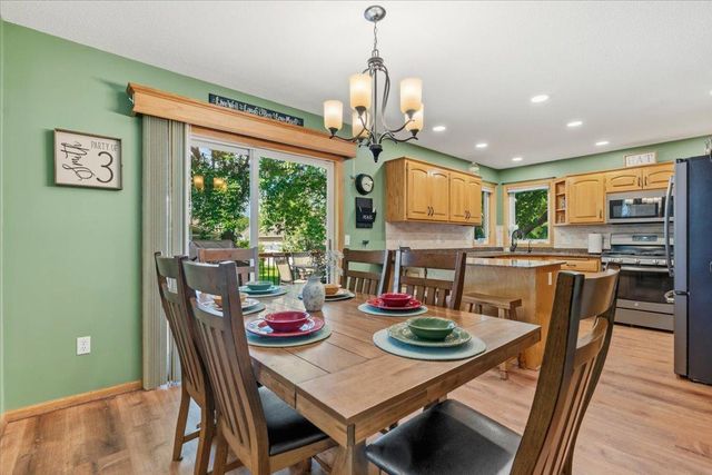 2813 88th Avenue NE, Blaine, MN 55449