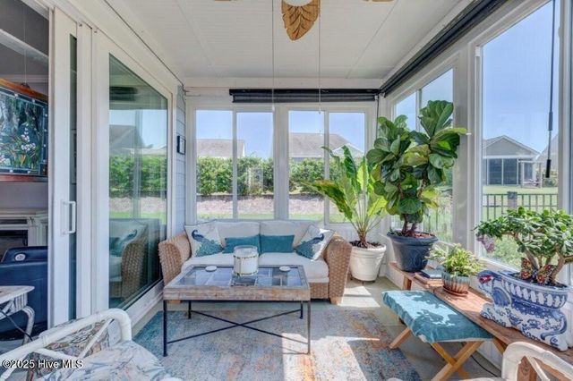 521 Lyrebird Avenue, Wilmington, NC 28412