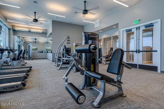 521 Lyrebird Avenue, Wilmington, NC 28412