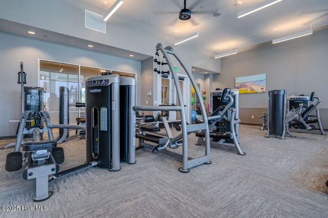 521 Lyrebird Avenue, Wilmington, NC 28412